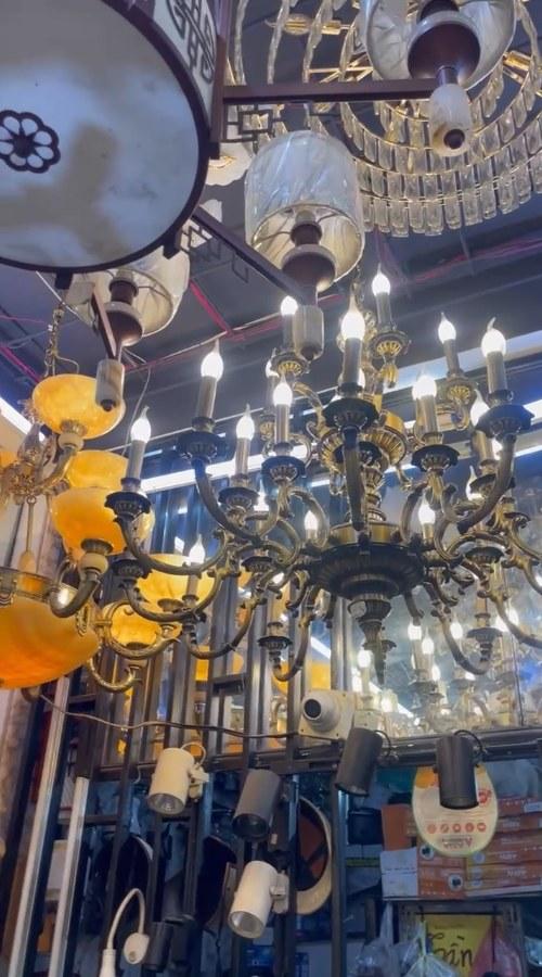 Đèn chùm đồng phong cách cổ điển LuxLight