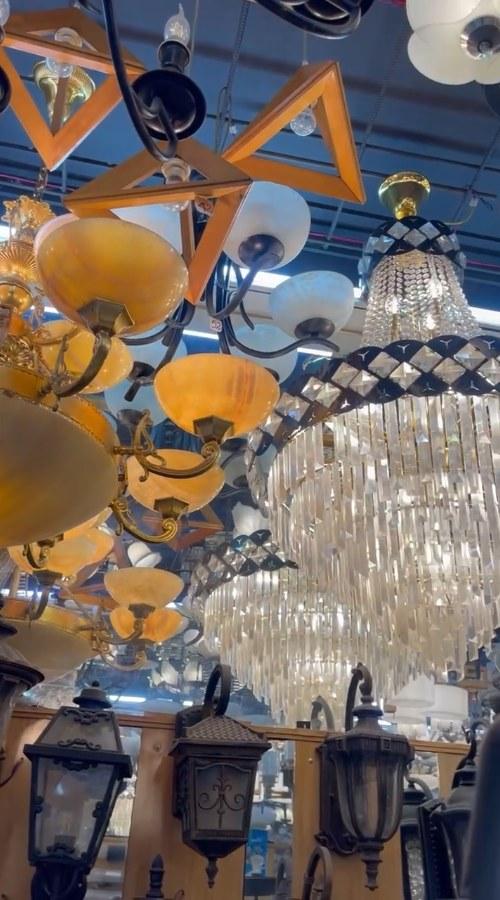 Đèn chùm & ngoại thất tại kho đèn LuxLight