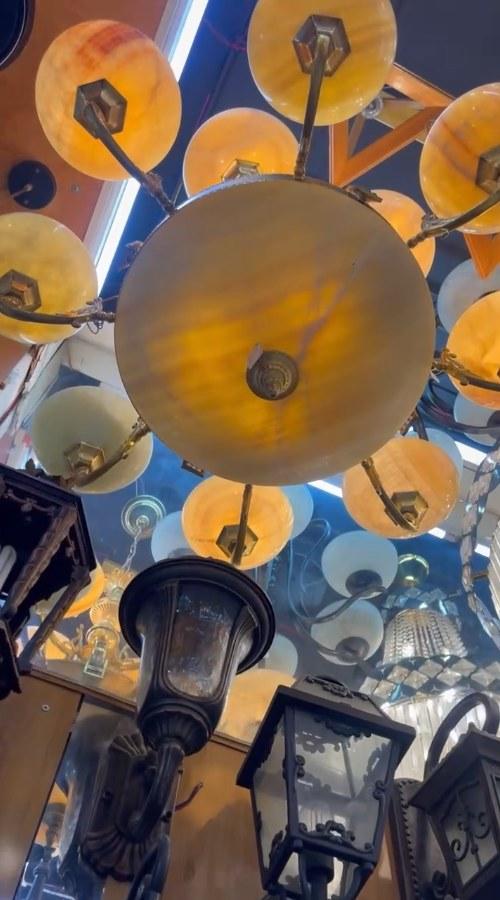 Đèn thả thủy tinh amber LuxLight